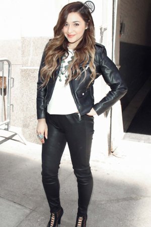 Alisan Porter makes an appearance at AOL Build