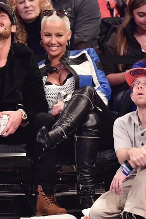 Amber Rose attends Atlanta Hawks Vs. New York Knicks game