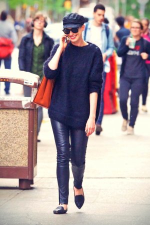 Anne Hathaway in New York City