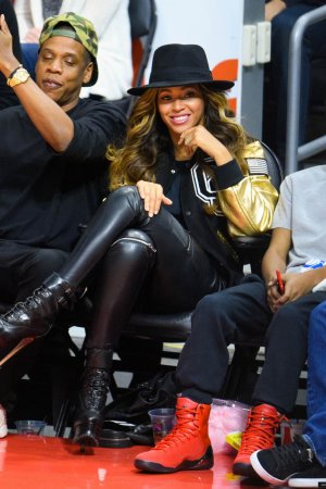 Beyonce attends Los Angeles Clippers vs Cleveland Cavaliers game