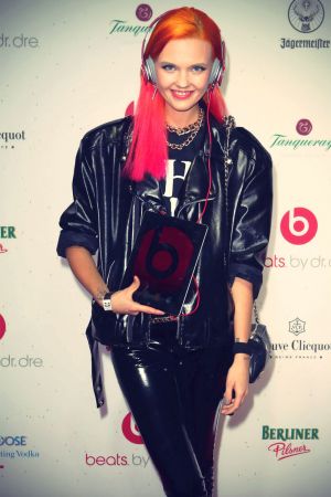 Bonnie Strange at Party Beats By Dr.Dre