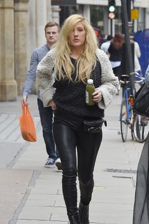 Ellie Goulding out to lunch with a friend