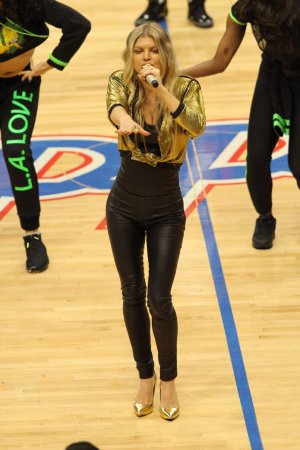 Fergie performs at the Los Angeles Lakers game at Staples Center