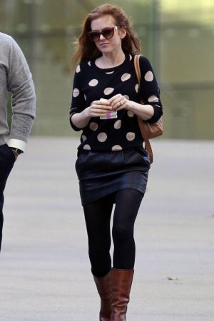 Isla Fisher in Studio City