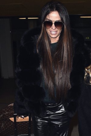 Katie Price flies out of London Gatwick