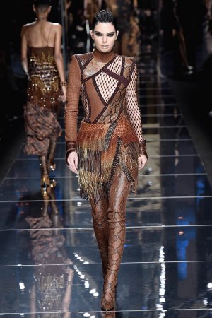 Kendall Jenner attends Balmain show Autumn Winter 2017