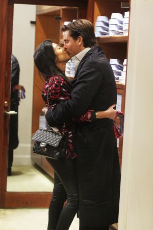 Kourtney Kardashian shopping at Bergdorf Goodman