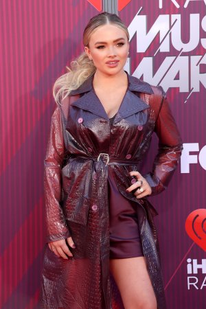 Natalie Alyn Lind attends 2019 iHeartRadio Music Awards