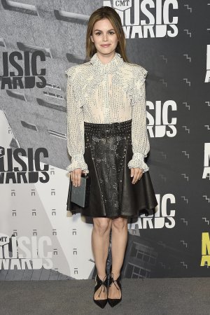 Rachel Bilson attends 2017 CMT Music Awards