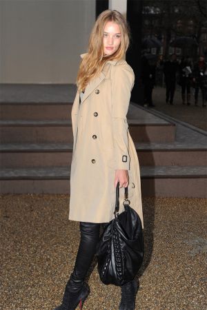 Rosie Huntington-Whiteley at BURBERRY FASHION SHOW