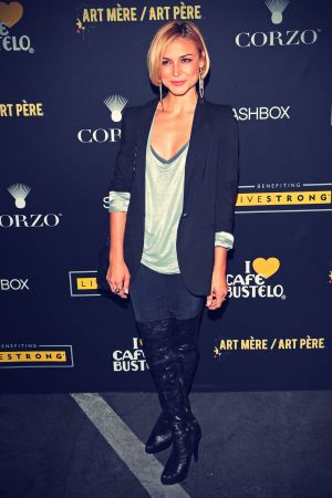 Samaire Armstrong arrives at The Livestrong Foundation’s Art Mere Art Pere Night