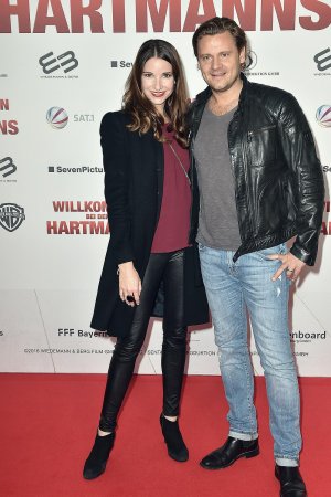 Sophie Wepper attends the Willkommen bei den Hartmanns premiere