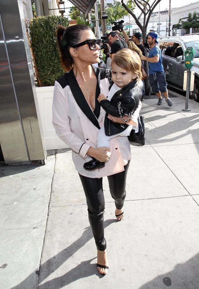 Kim Kardashian and Kourtney Kardashian take their kids to lunch