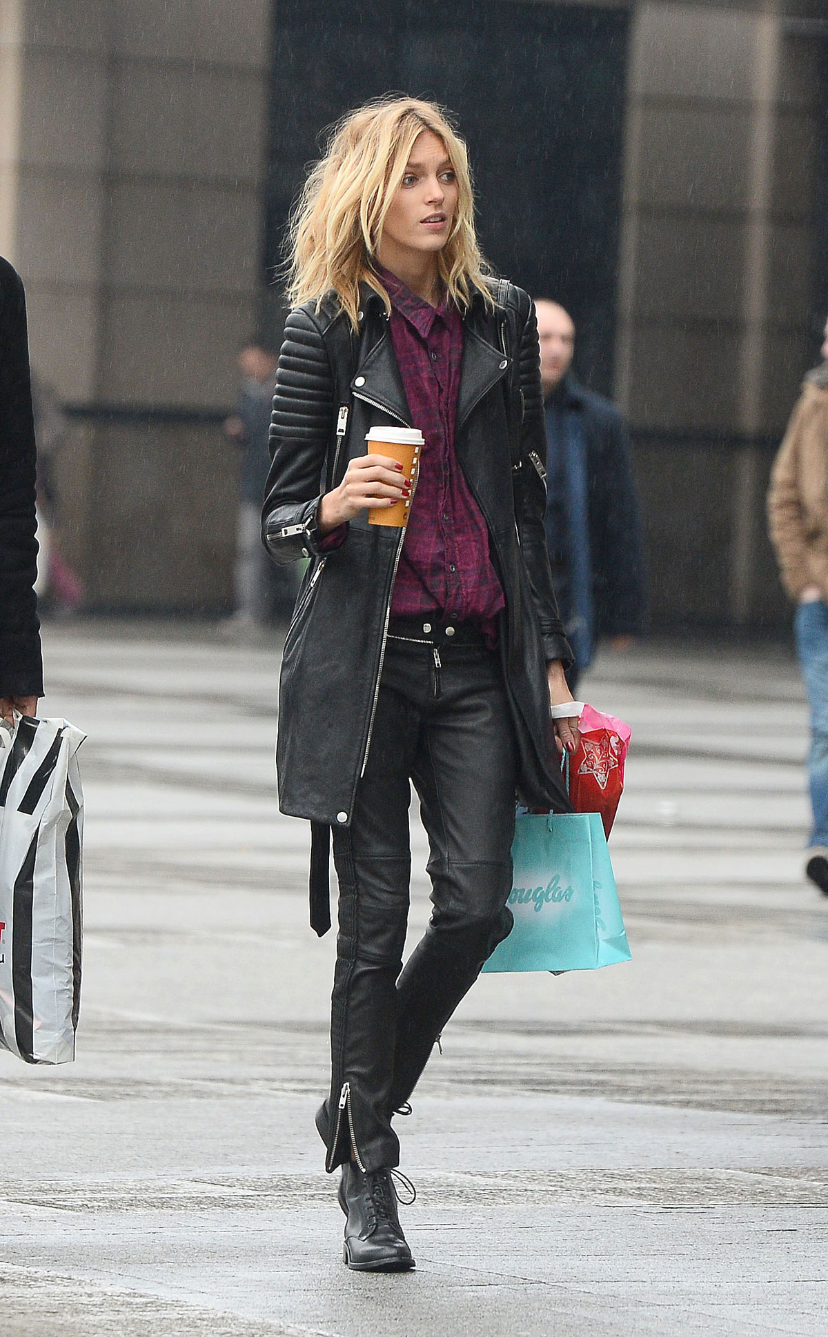 Anja Rubik Christmas shopping in Warsaw