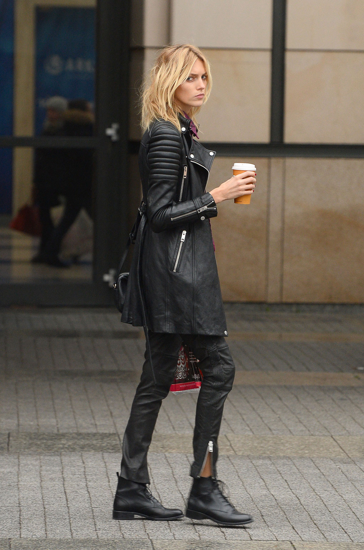 Anja Rubik Christmas shopping in Warsaw