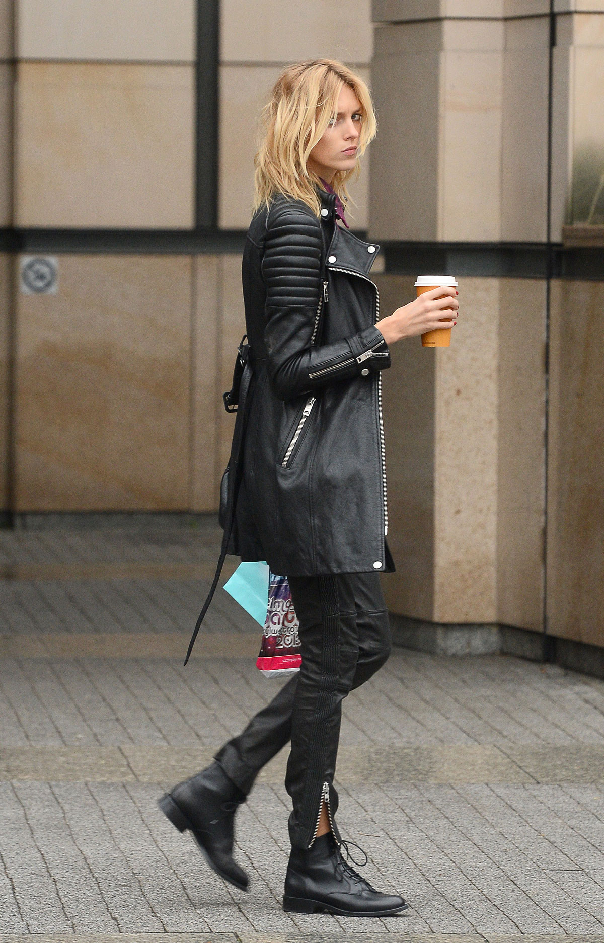 Anja Rubik Christmas shopping in Warsaw