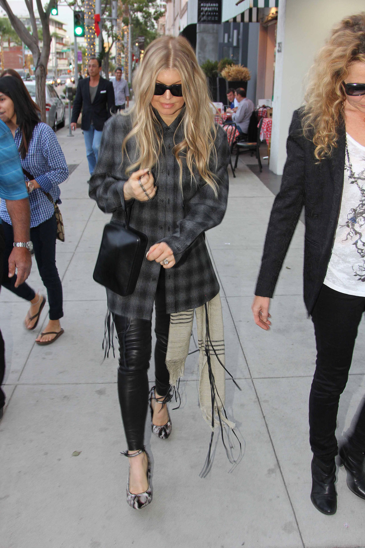 Fergie shopping In Beverly Hills