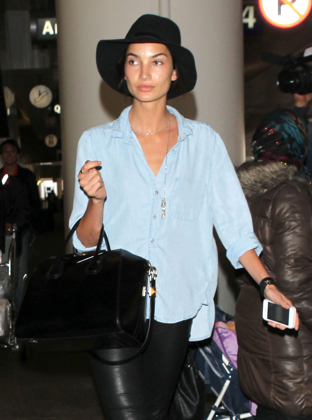 Lily Aldridge lands at LAX Airport