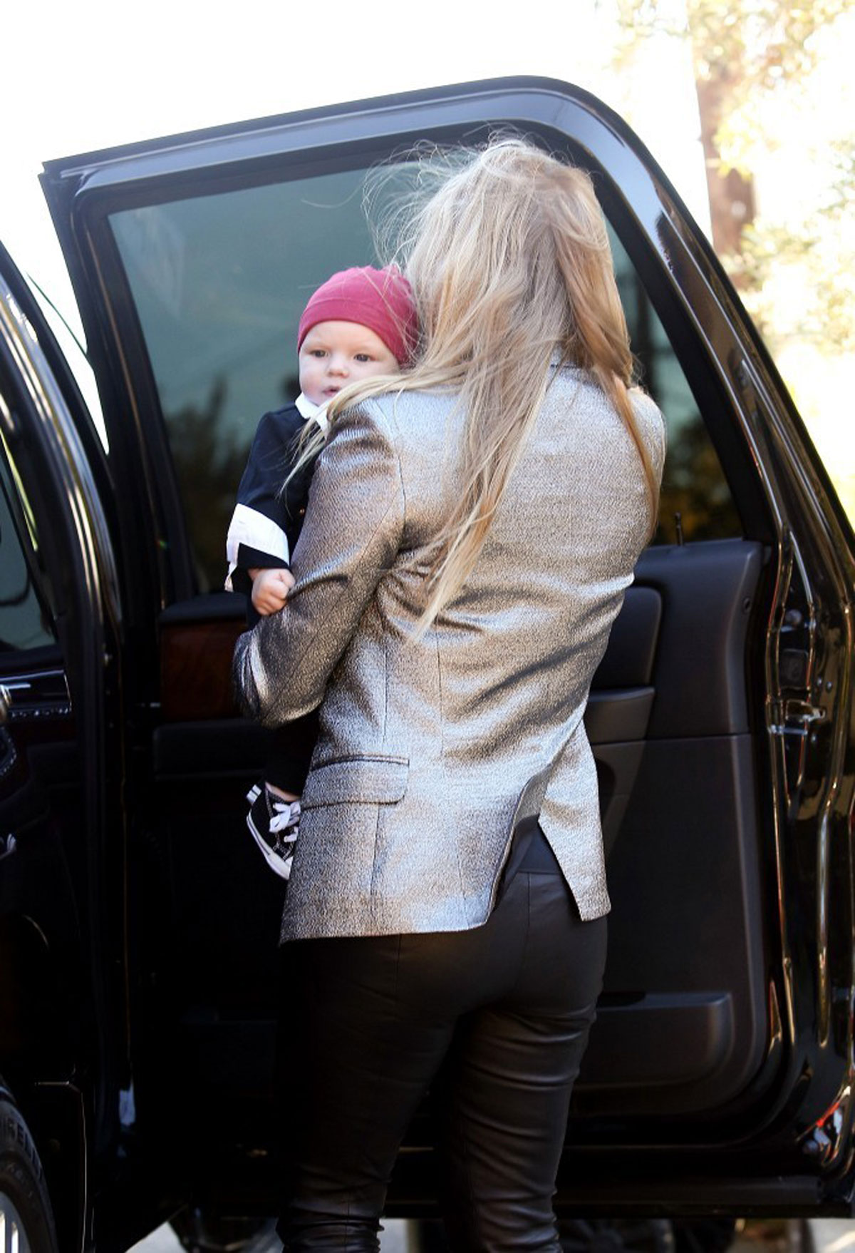 Fergie heads to a Christmas Day family gathering