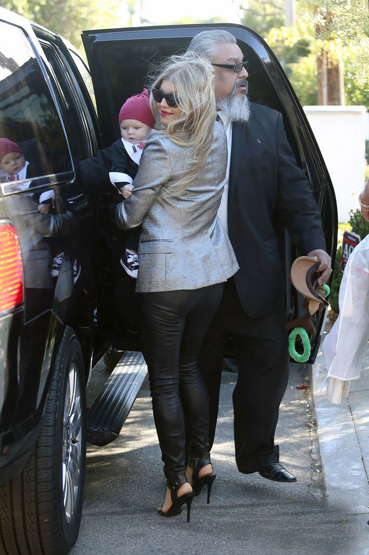 Fergie heads to a Christmas Day family gathering