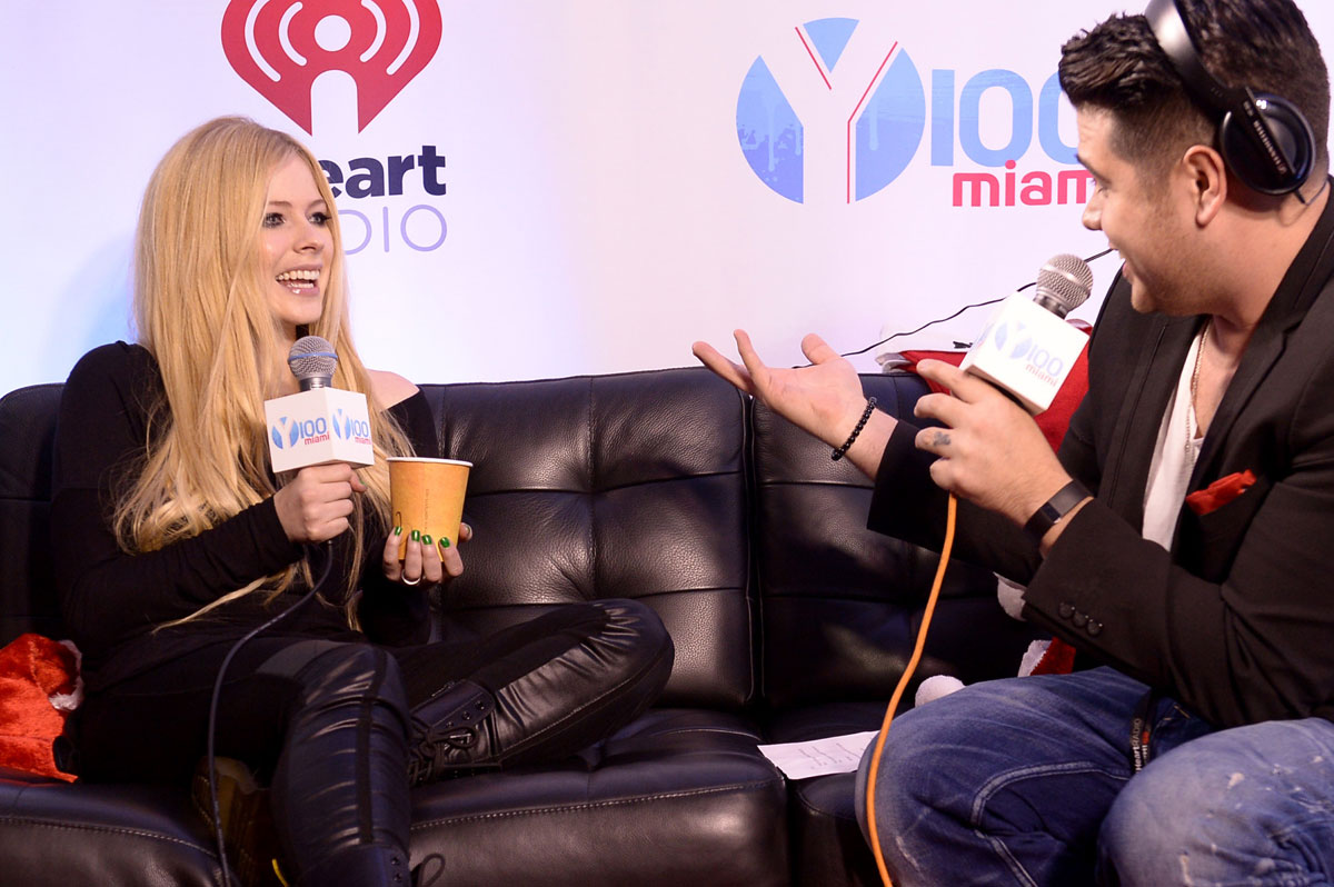 Avril Lavigne performs at Y100 Jingle Ball