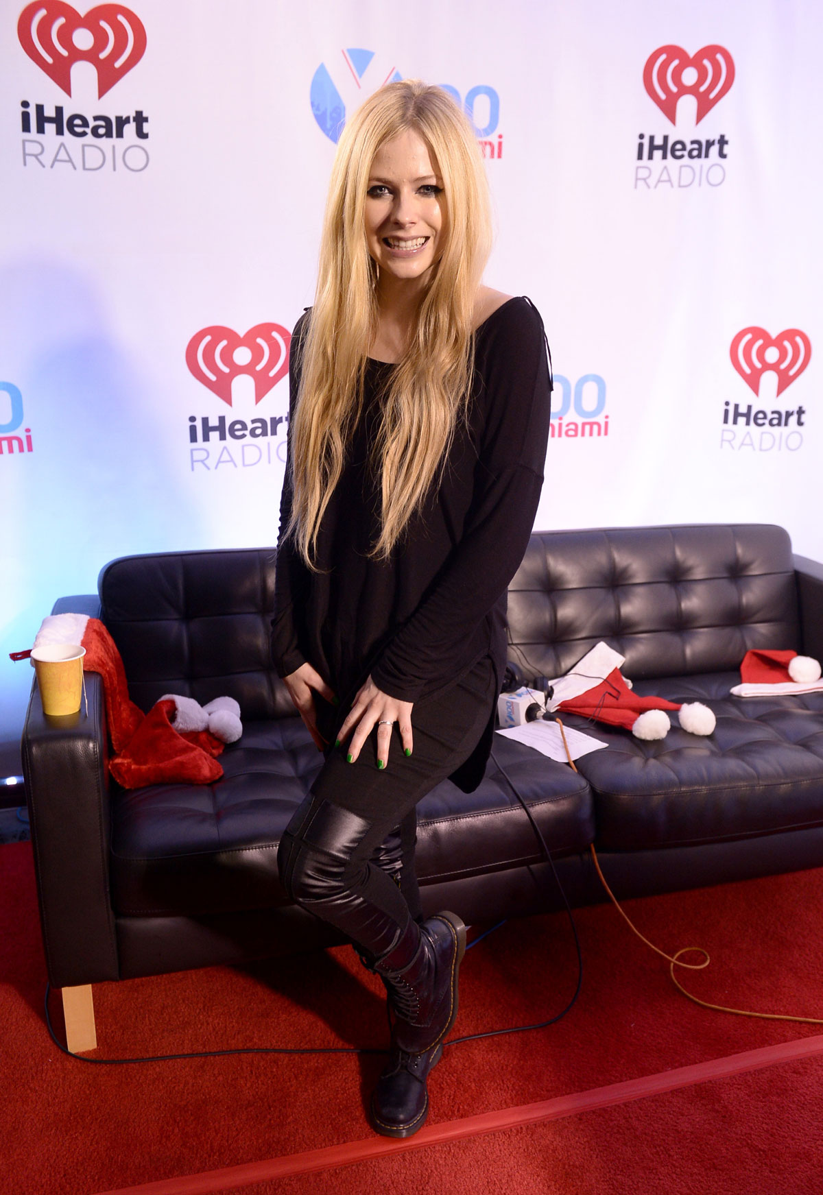 Avril Lavigne performs at Y100 Jingle Ball