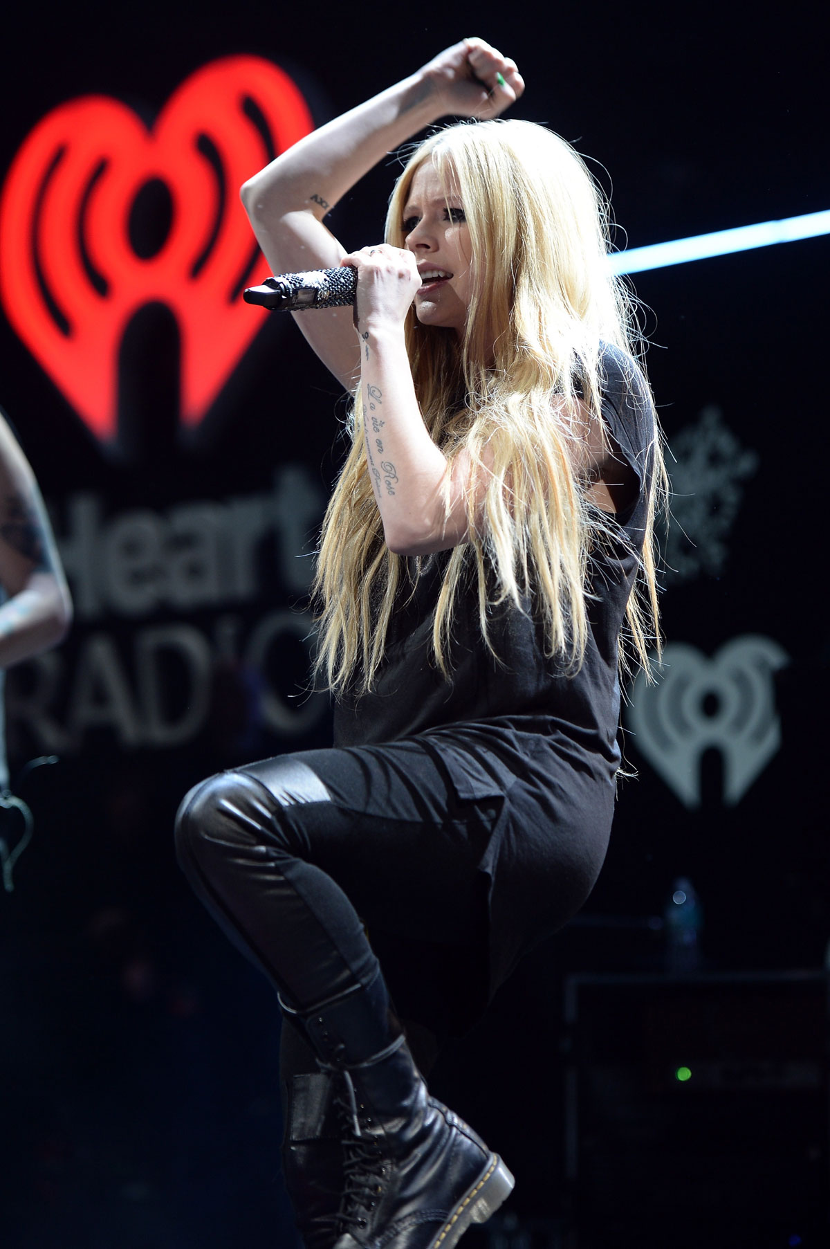 Avril Lavigne performs at Y100 Jingle Ball