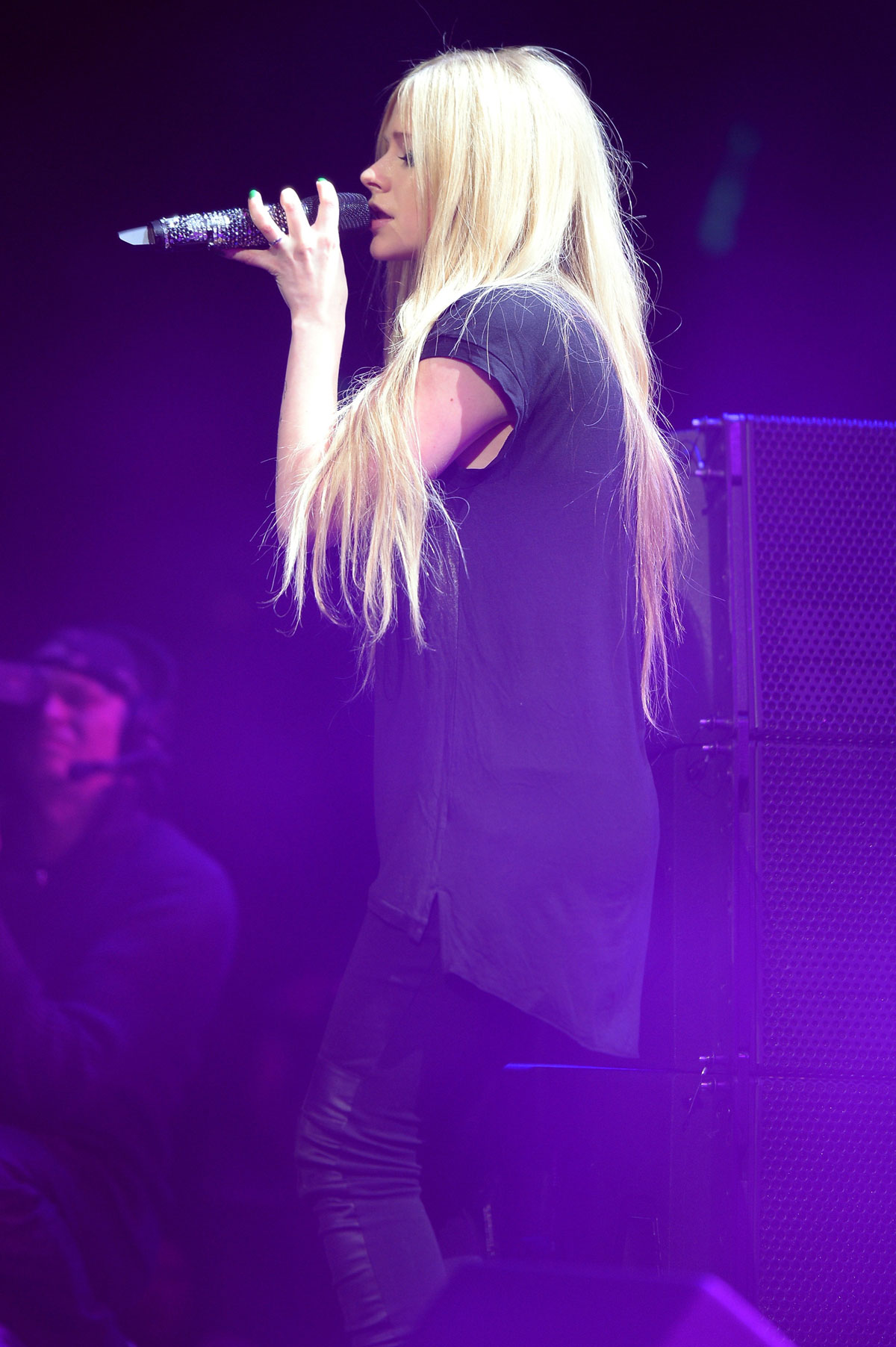 Avril Lavigne performs at Y100 Jingle Ball