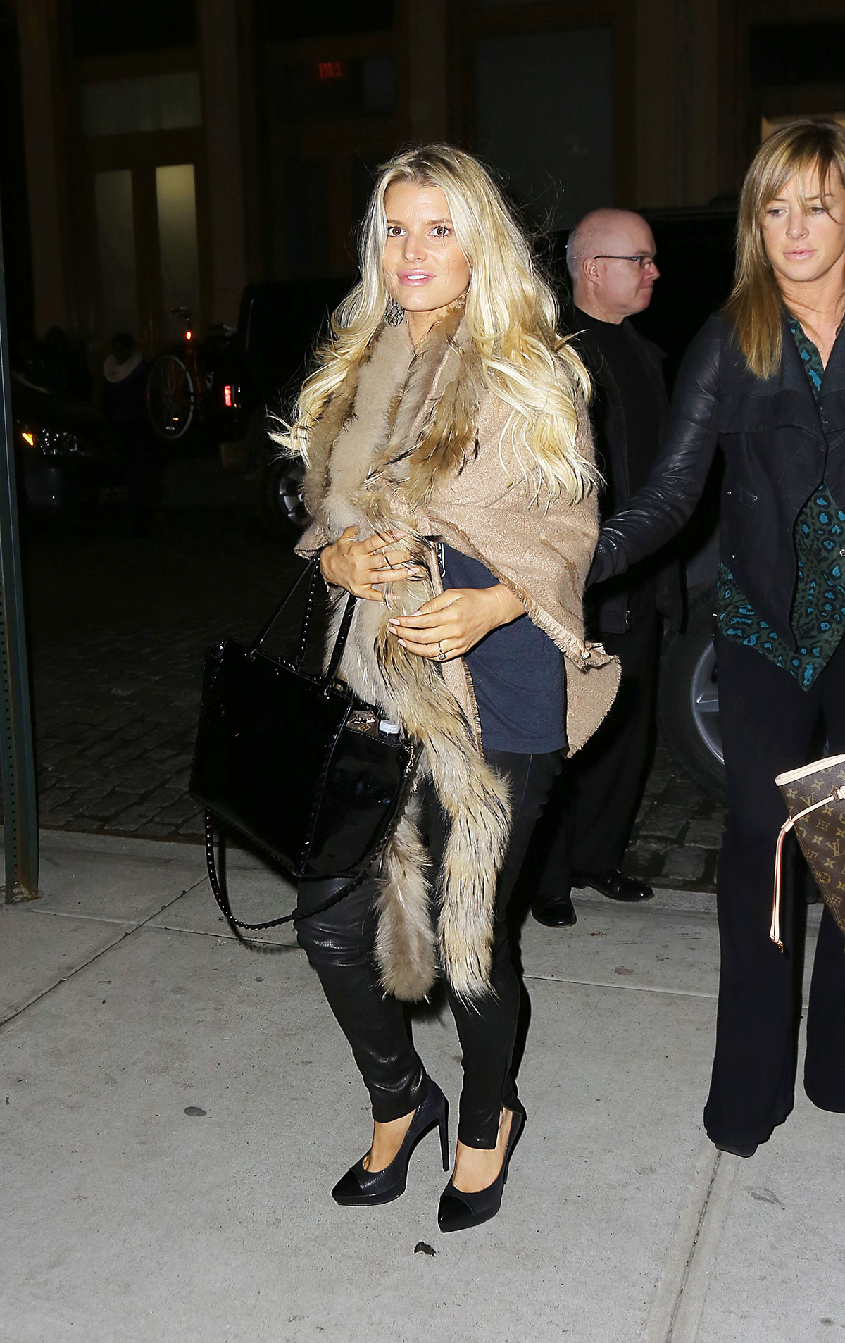 Jessica Simpson arriving on a flight at JFK Airport