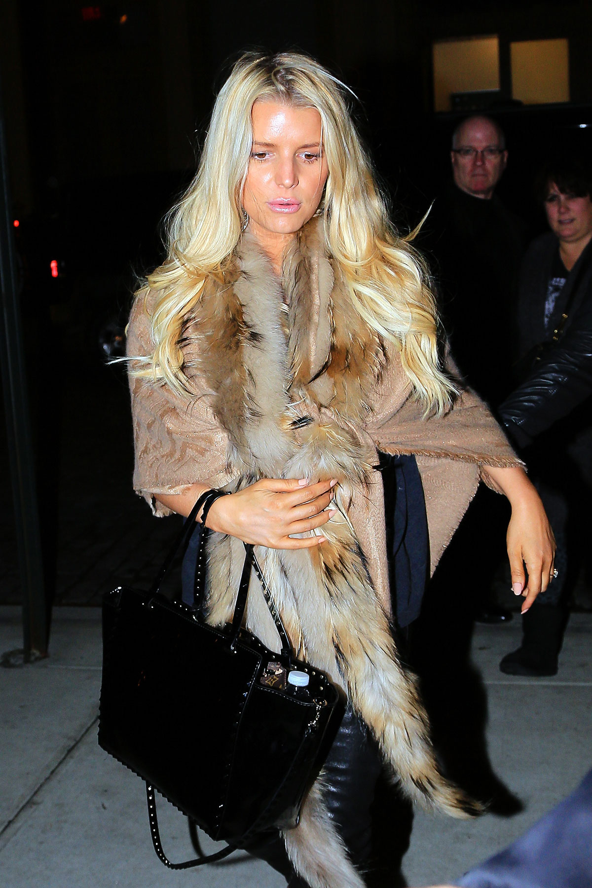 Jessica Simpson arriving on a flight at JFK Airport