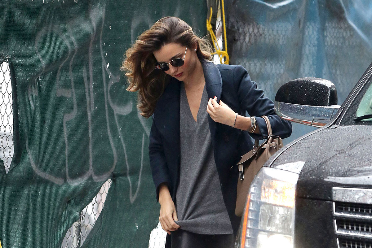 Miranda Kerr leaving Bloom’s house in leather pants