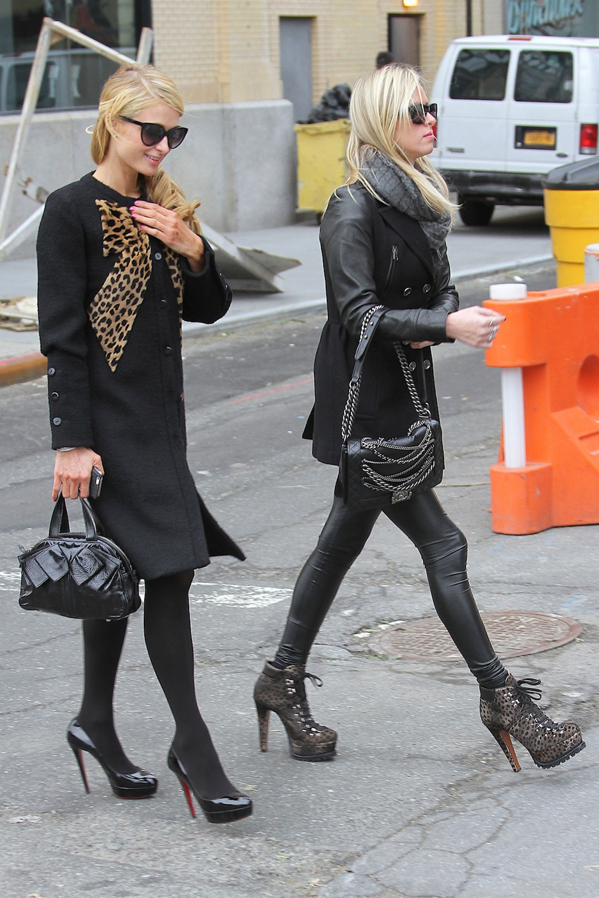 Paris and Nicky Hilton Shopping around the Meat Packing District (part1)