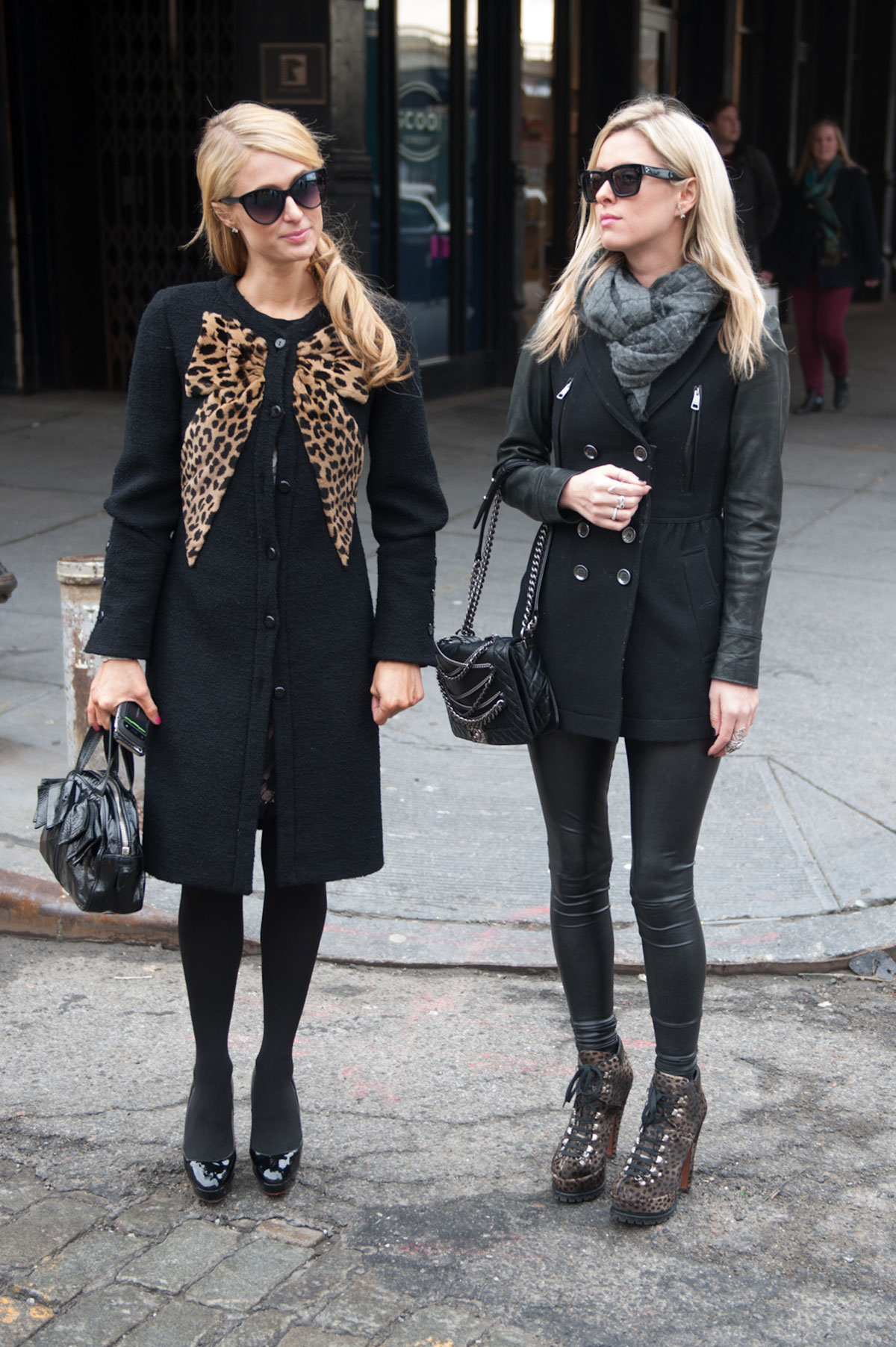 Paris and Nicky Hilton Shopping around the Meat Packing District (part1)