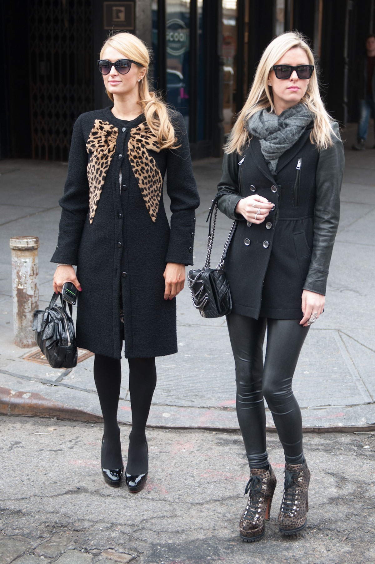 Paris and Nicky Hilton Shopping around the Meat Packing District (part1)