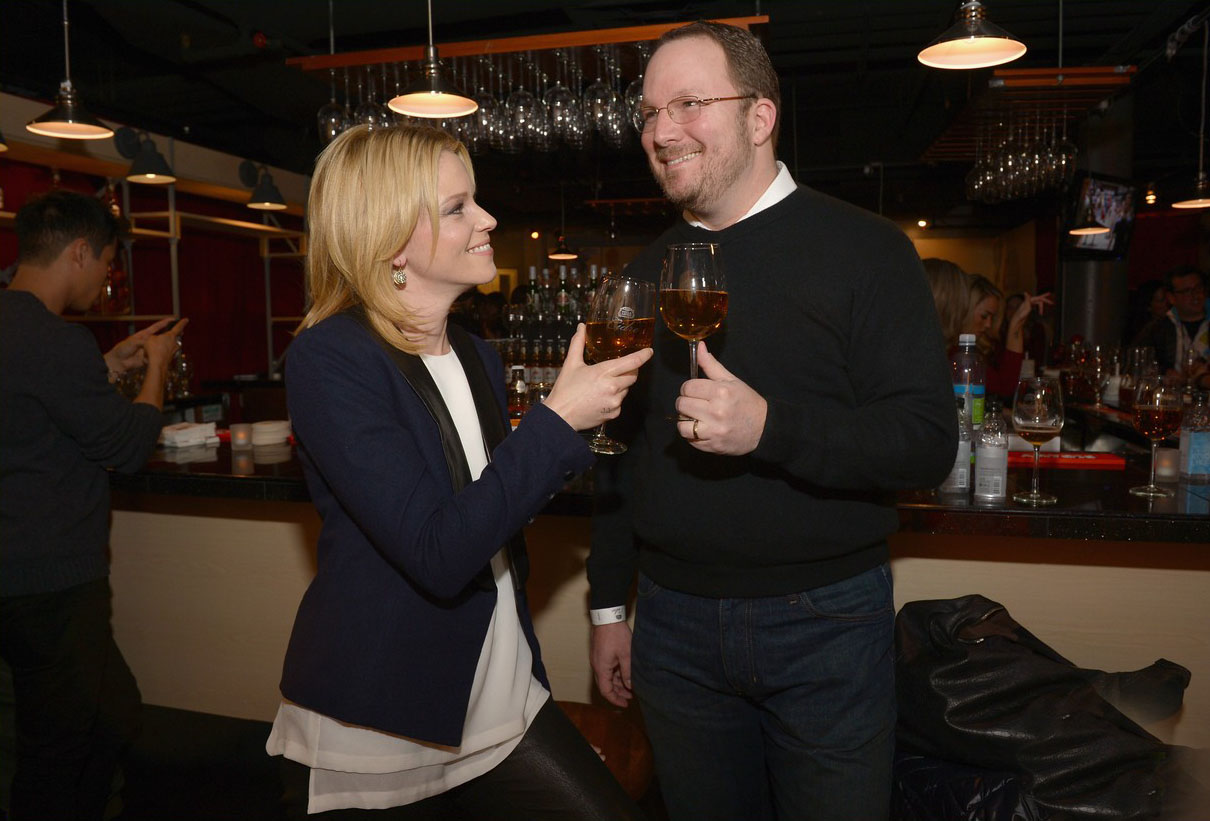 Elizabeth Banks keeps it chic while attending the Stella Artois Cidre National Launch Party