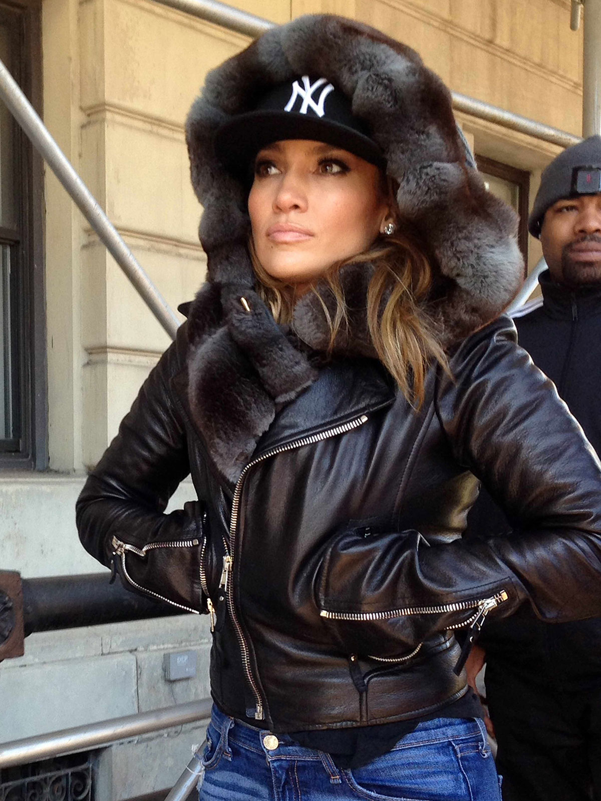 Jennifer Lopez goes for a walk in Central Park