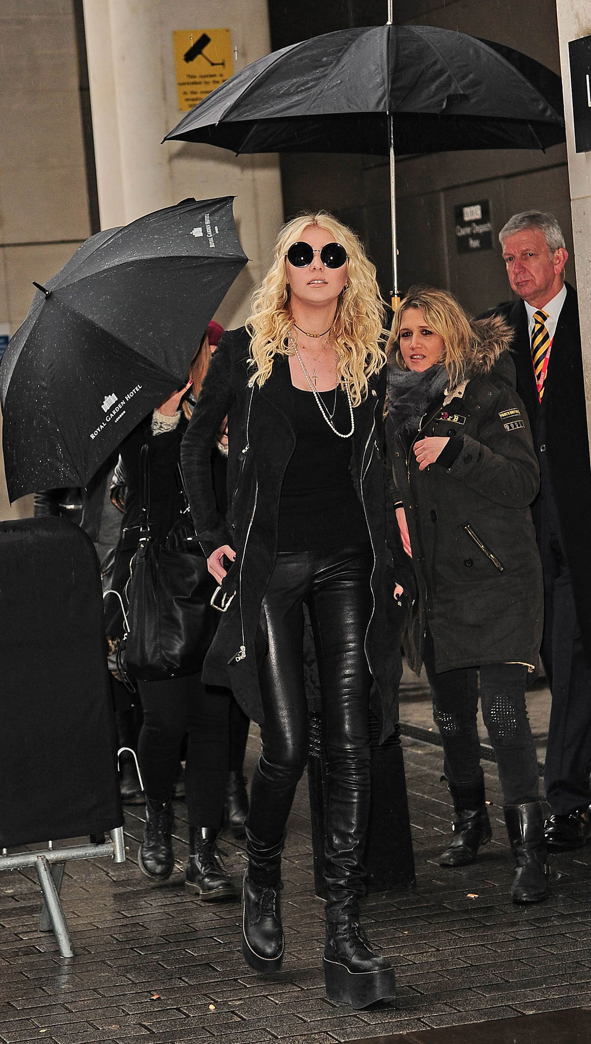 Taylor Momsen arriving at BBC Radio 1 studios