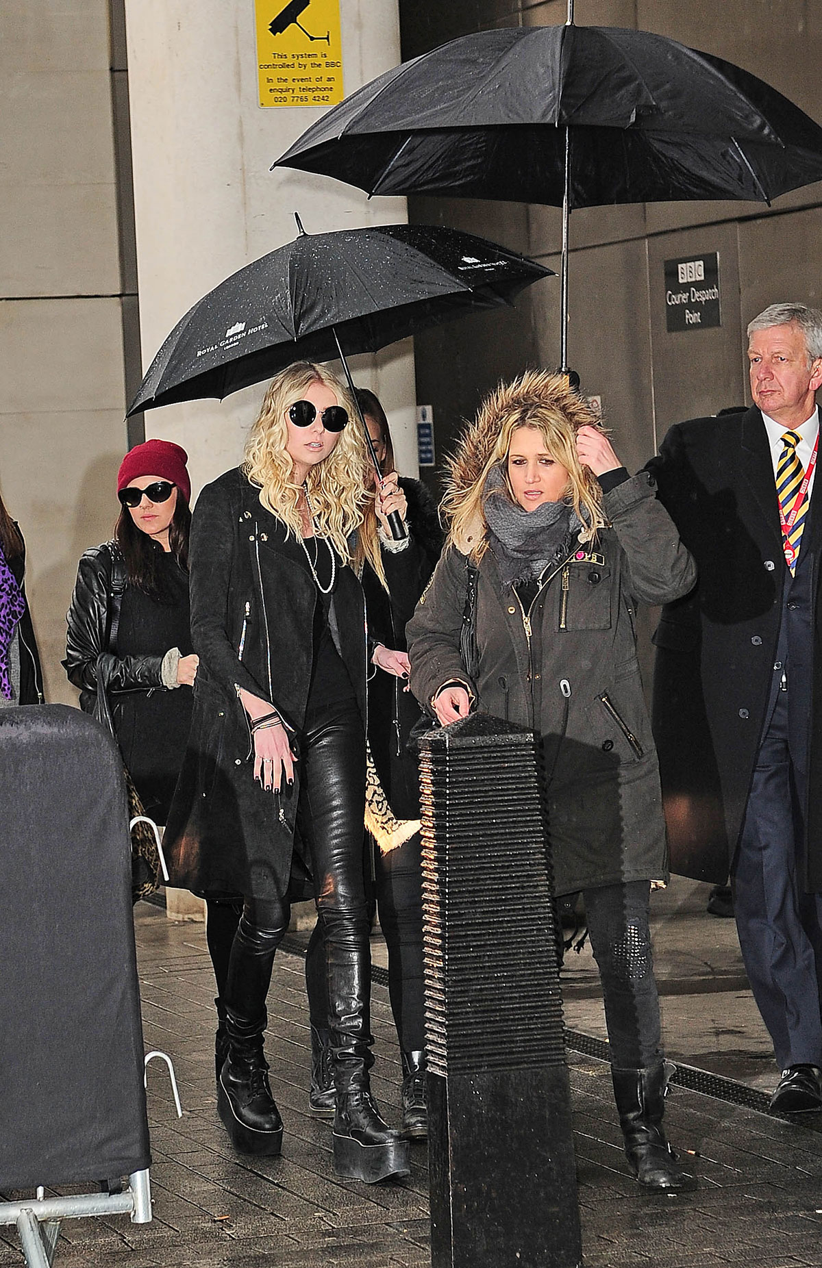 Taylor Momsen arriving at BBC Radio 1 studios