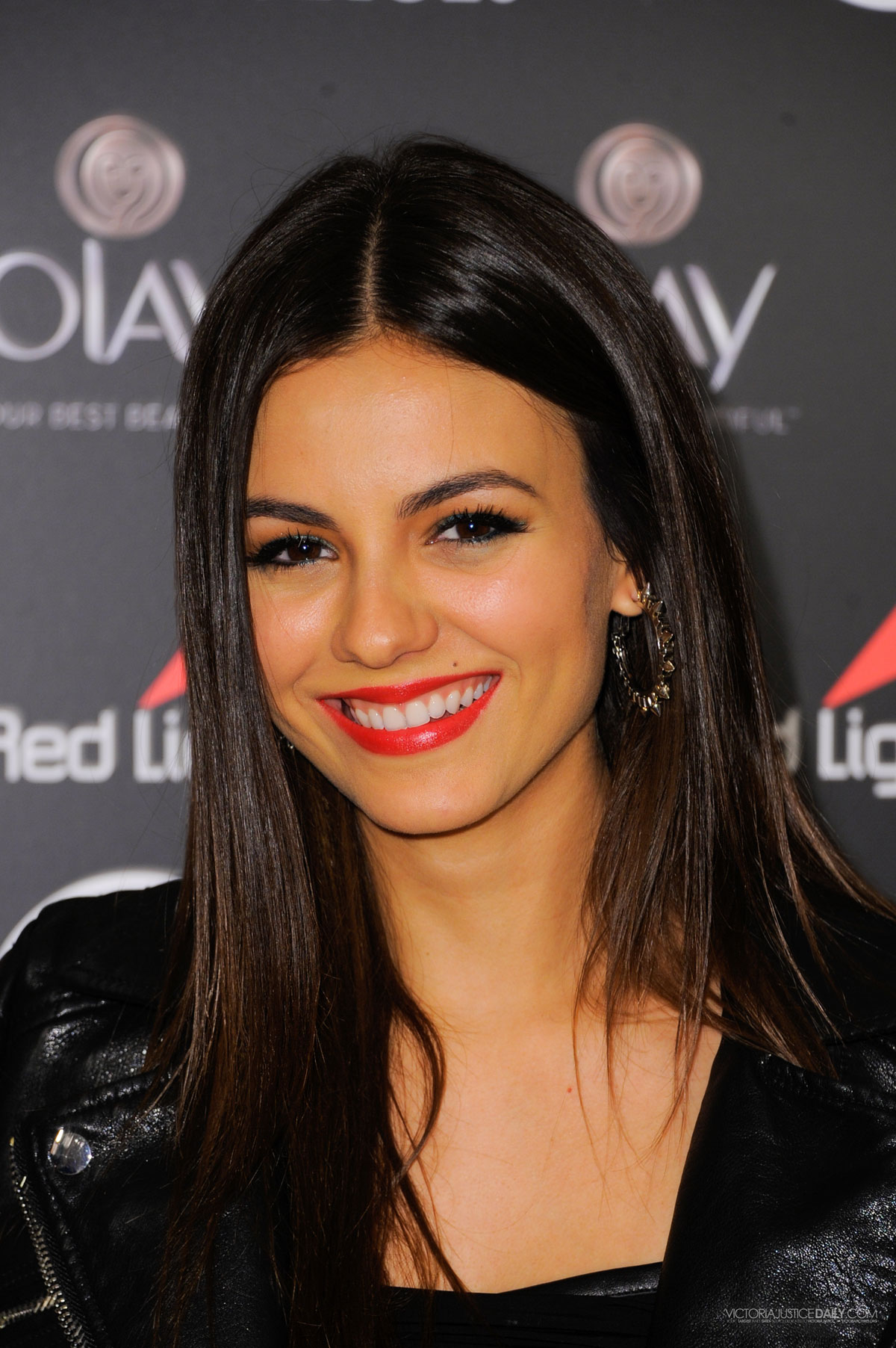 Victoria Justice attends Red Light Management Party