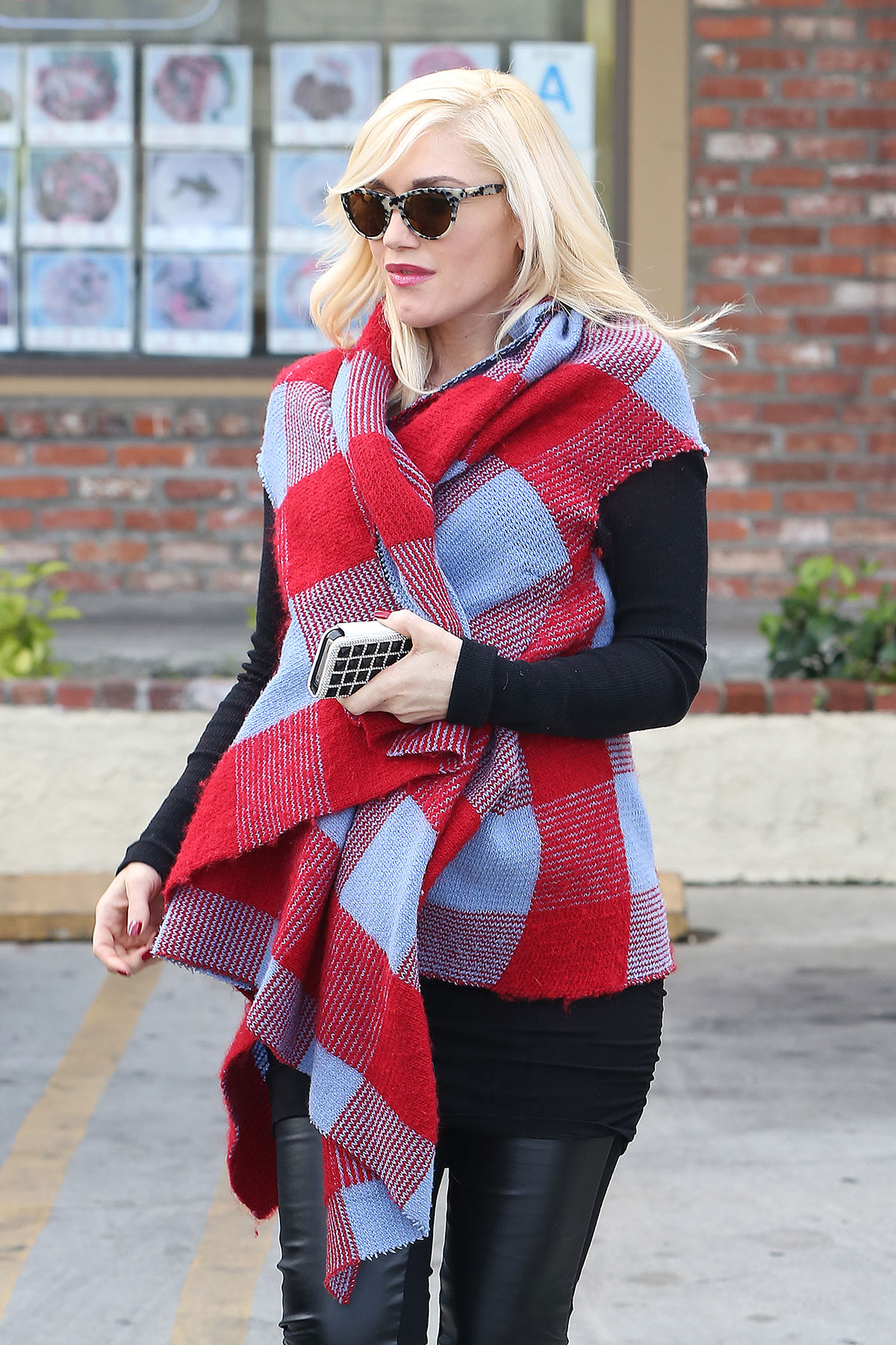 Gwen Stefani visit to her Acupuncture doctor