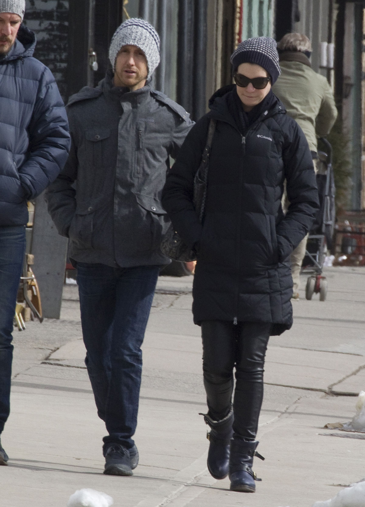 Anne Hathaway wraps up for brunch and shopping in Brooklyn