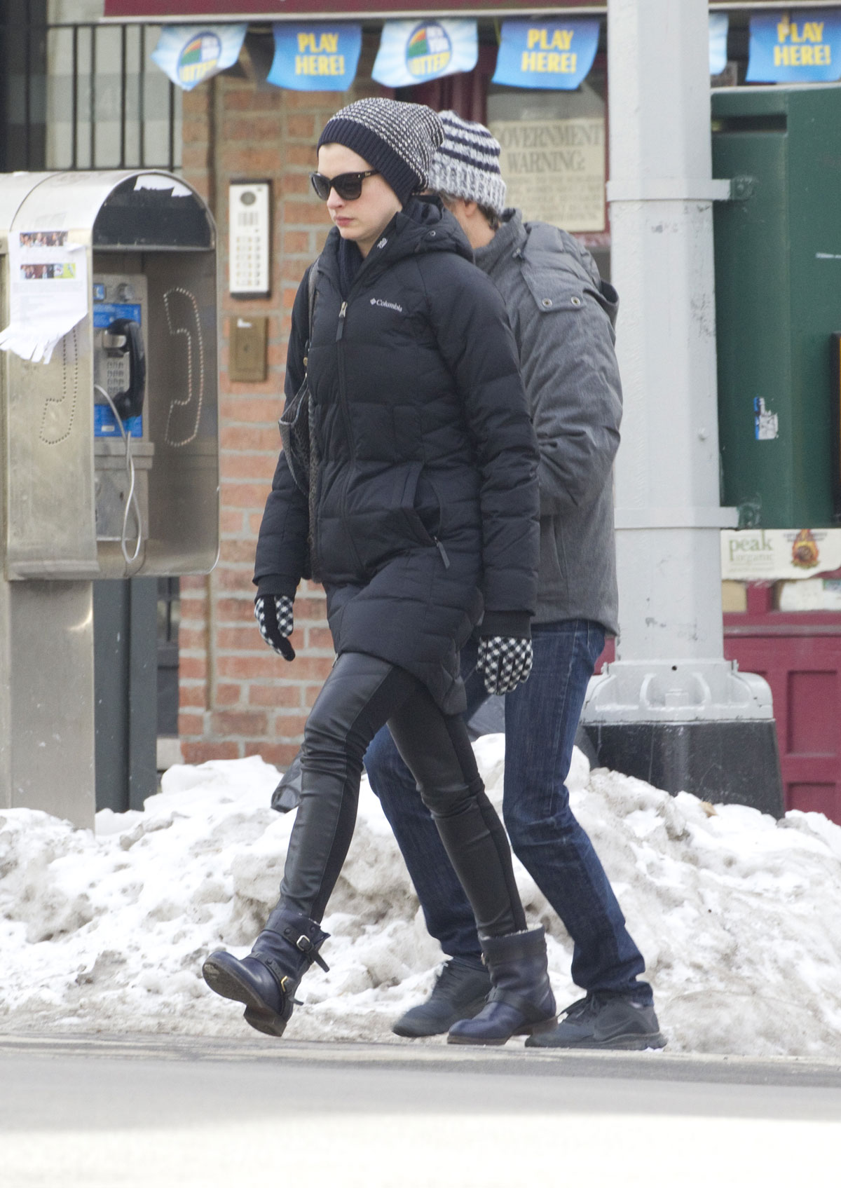 Anne Hathaway wraps up for brunch and shopping in Brooklyn