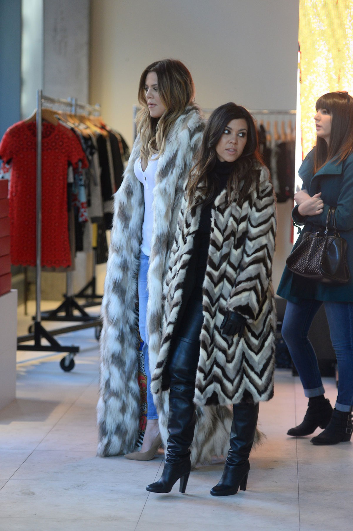 Kourtney and Khloe Kardashian shopping