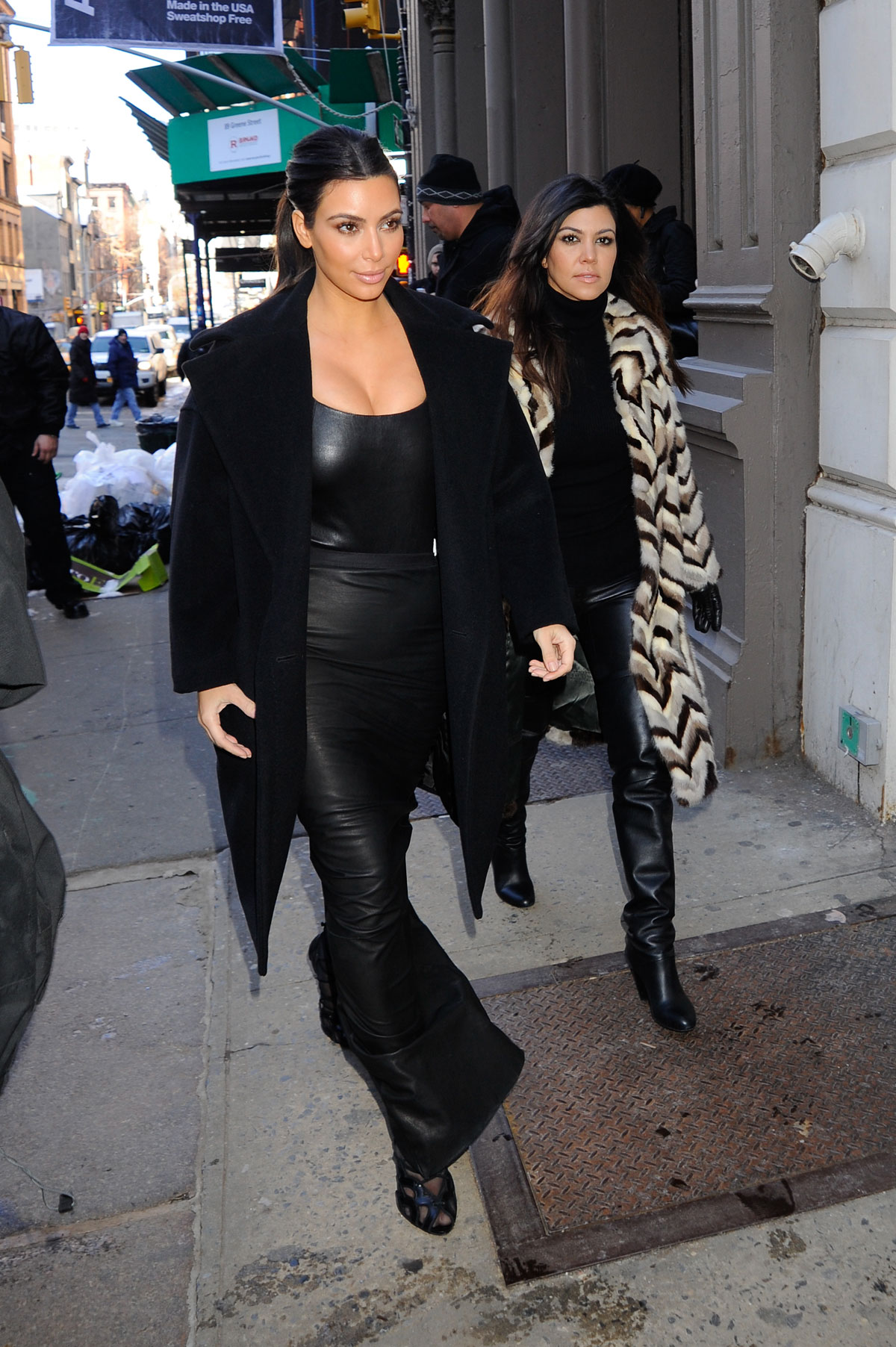 Kim Kardashian shopping in Soho NYC