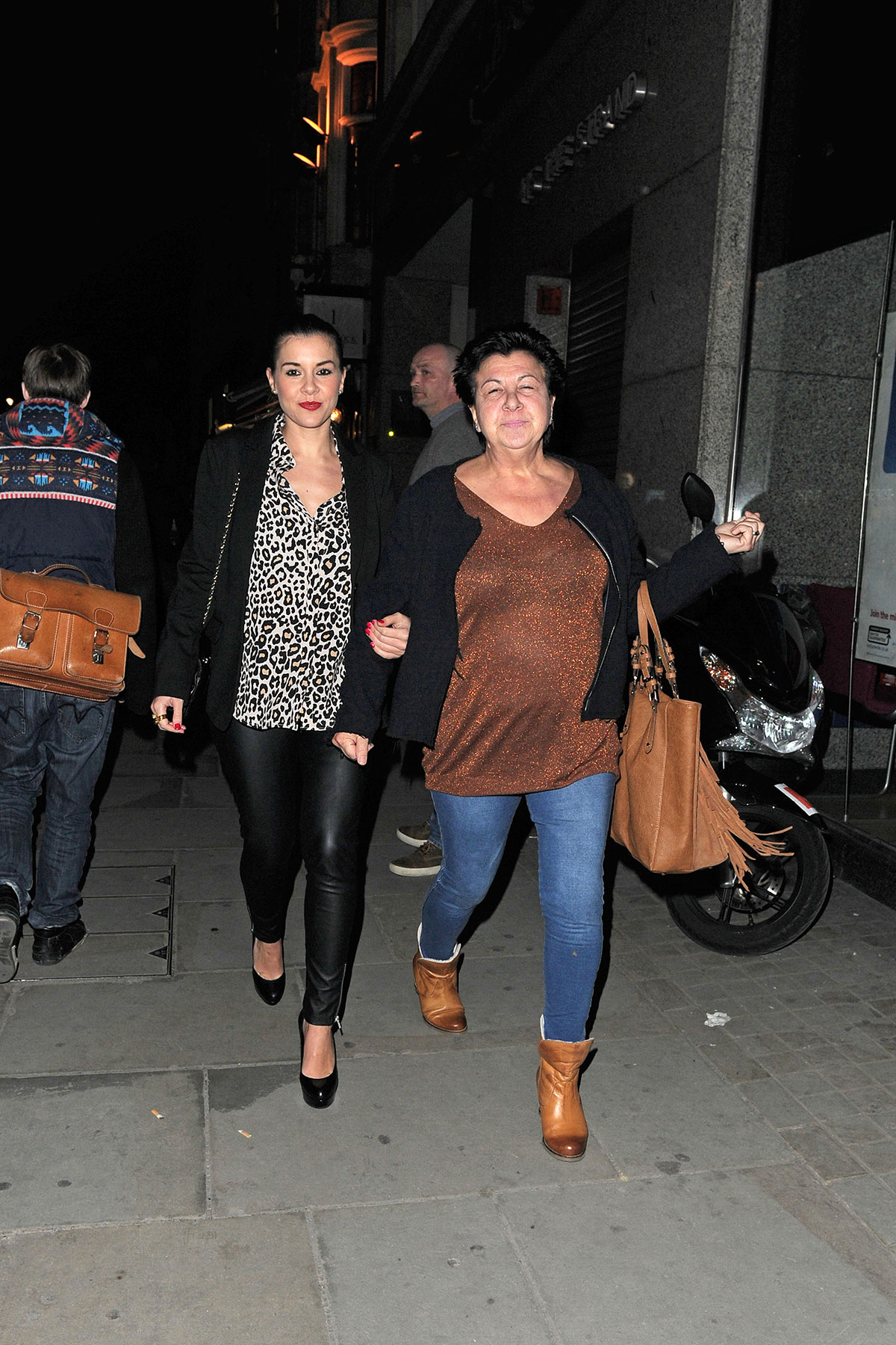 Imogen Thomas goes to see The Bodyguard Musical