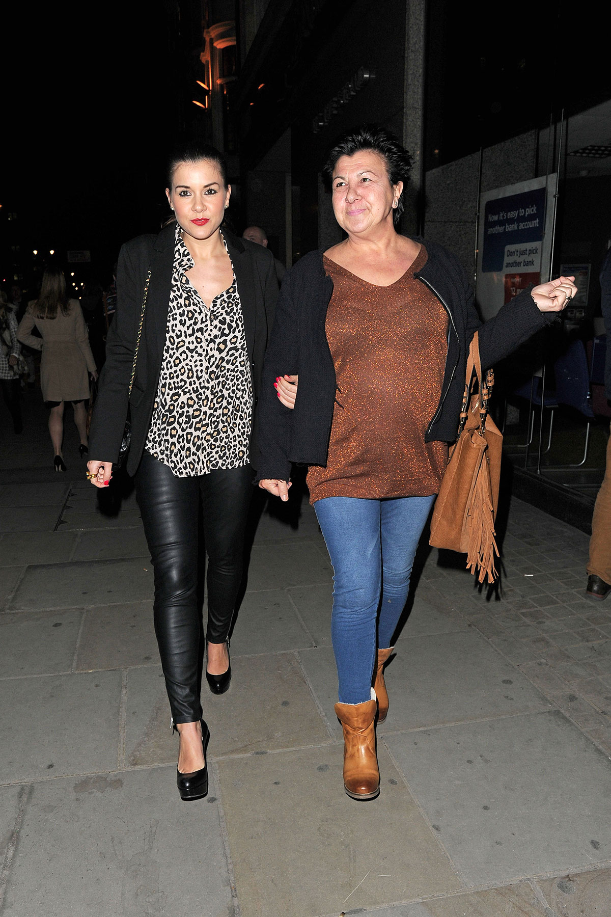 Imogen Thomas goes to see The Bodyguard Musical