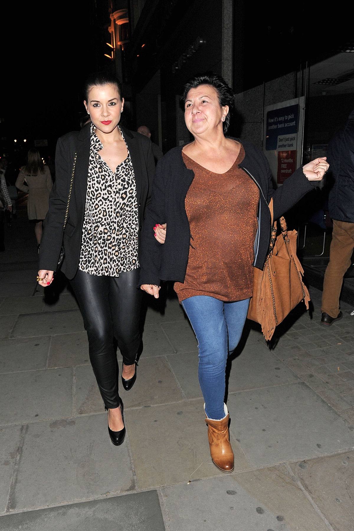 Imogen Thomas goes to see The Bodyguard Musical