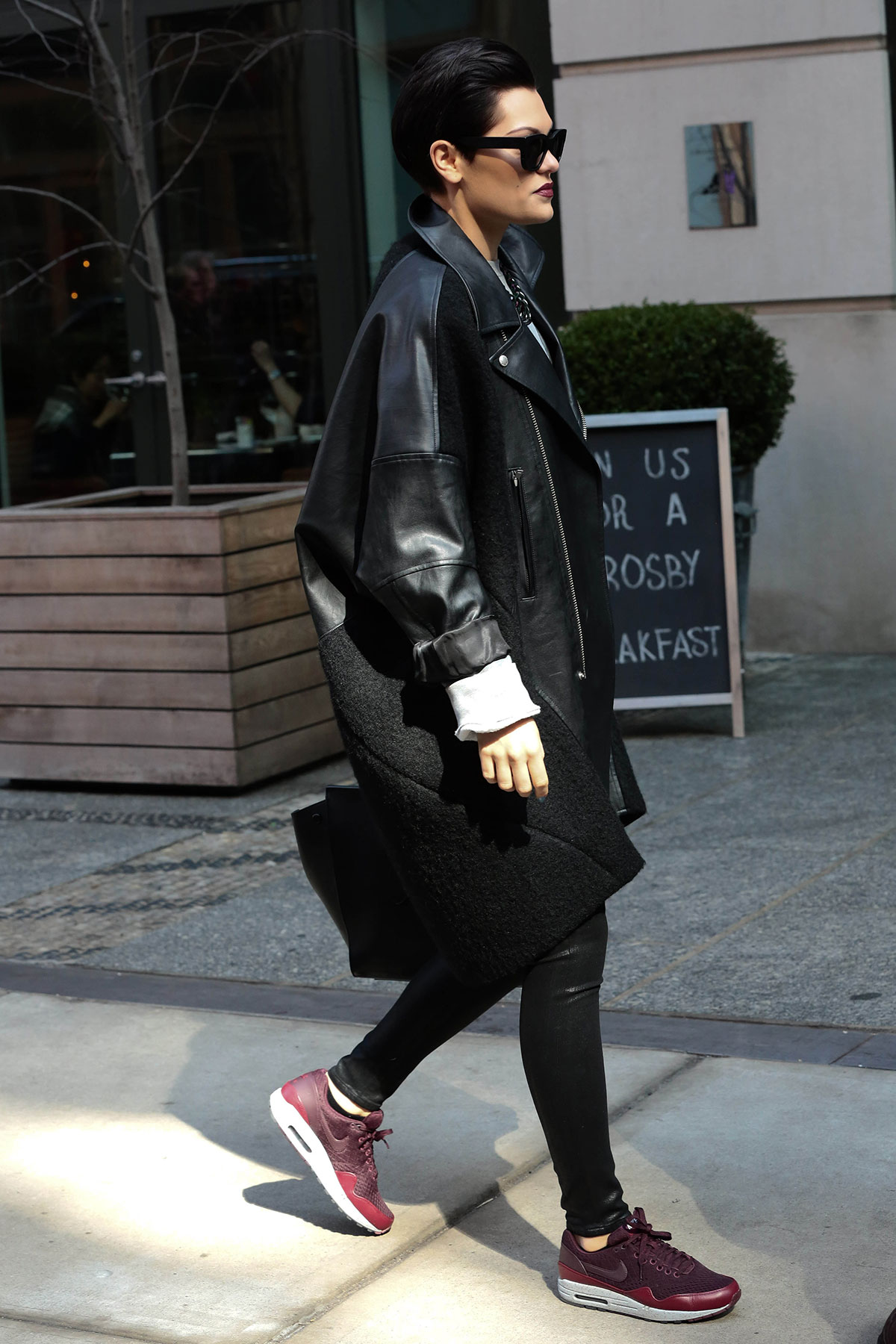 Jessie J Leaves her hotel in NYC