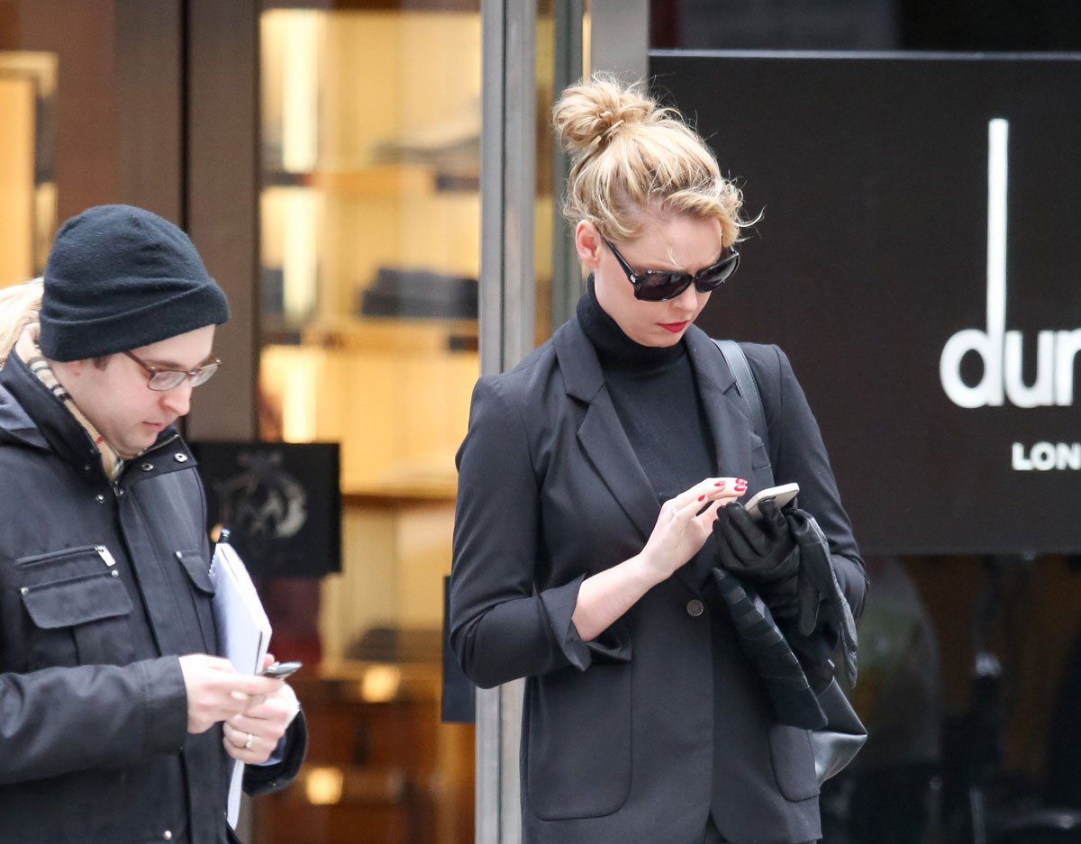 Katherine Heigl seen taking a walk in NYC