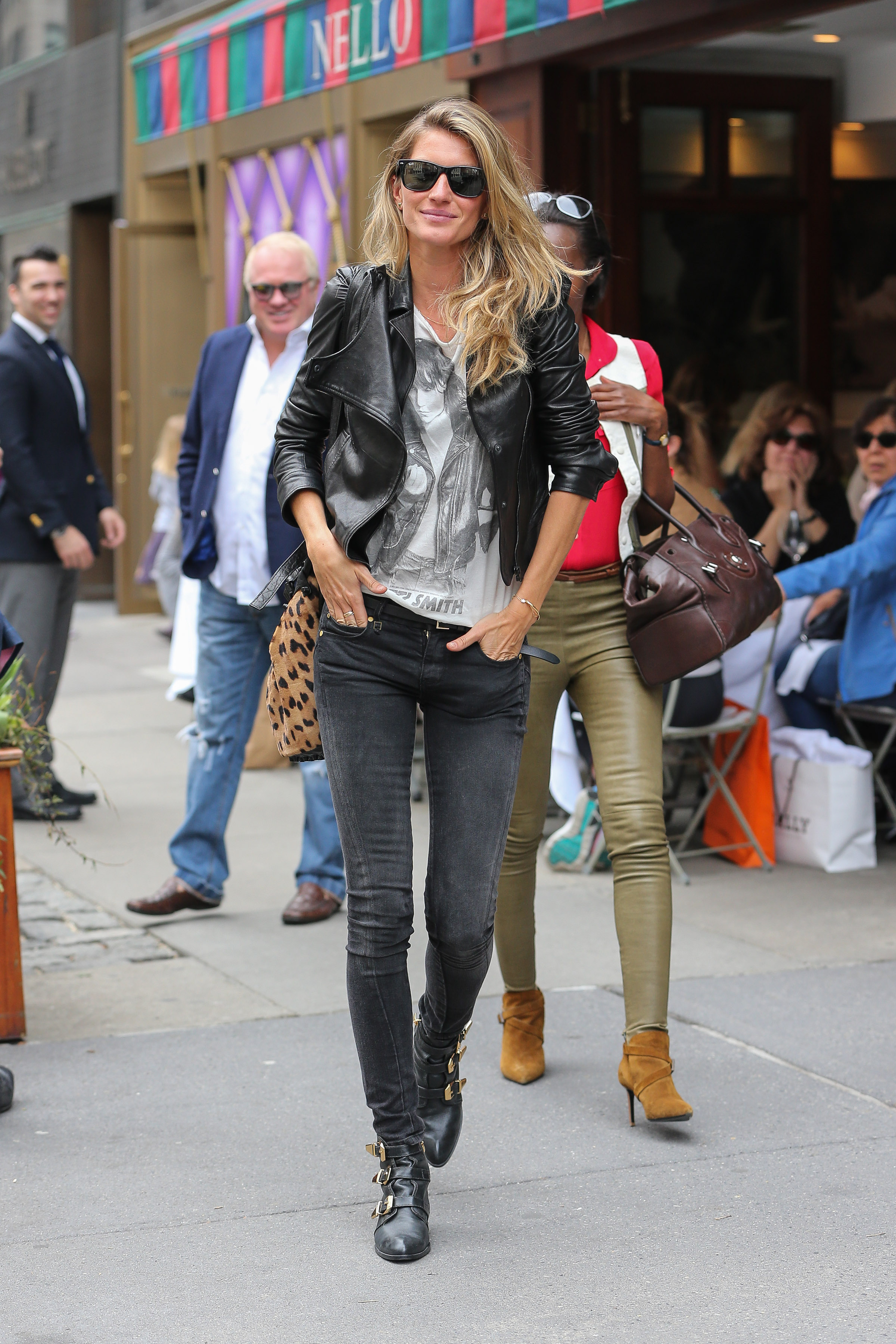 Gisele Bundchen out for lunch at Nellos